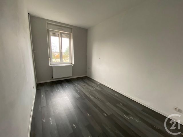 Appartement F4 &agrave; louer - 4 pi&egrave;ces - 66,47 m2 - Montois La Montagne - 57 - LORRAINE
