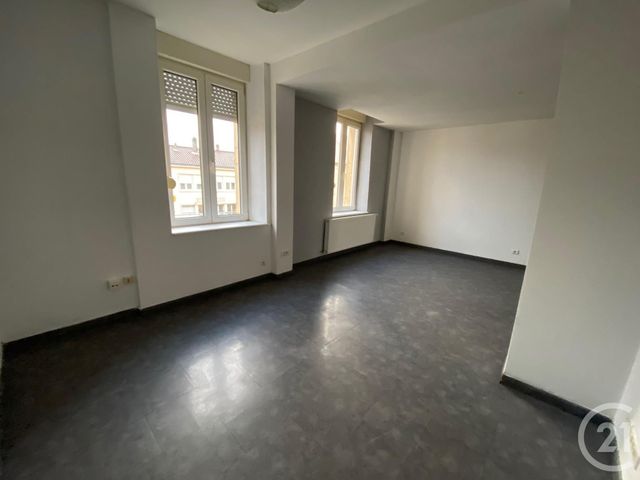 Appartement F4 &agrave; louer - 4 pi&egrave;ces - 66,47 m2 - Montois La Montagne - 57 - LORRAINE